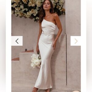 Billy J Margo champagne colored dress